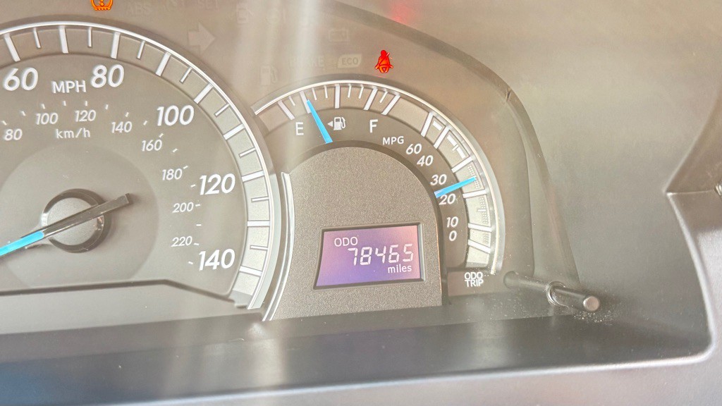 2013 Toyota Camry Image 17