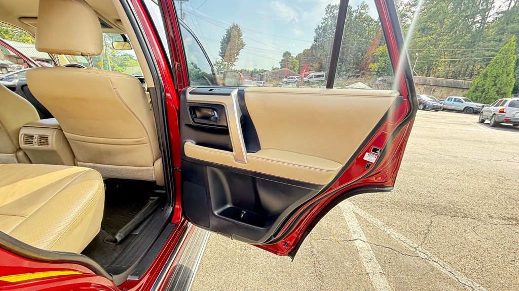 2010 Toyota 4Runner Image 15