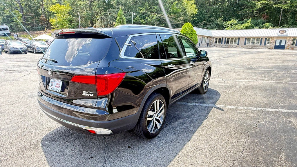 2017 Honda Pilot Image 6