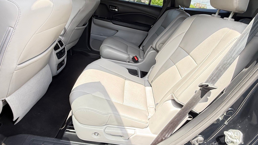 2017 Honda Pilot Image 10