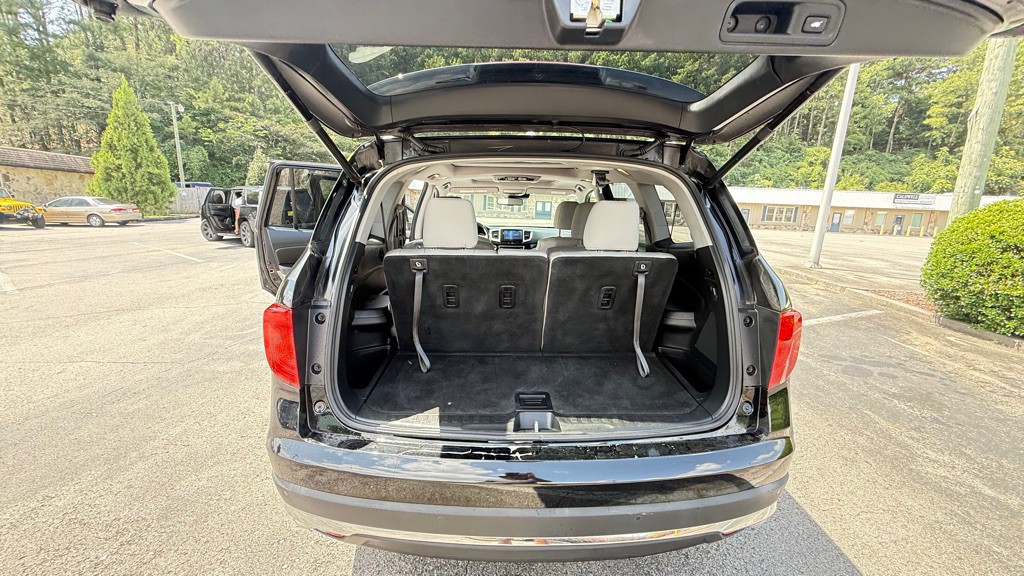 2017 Honda Pilot Image 14