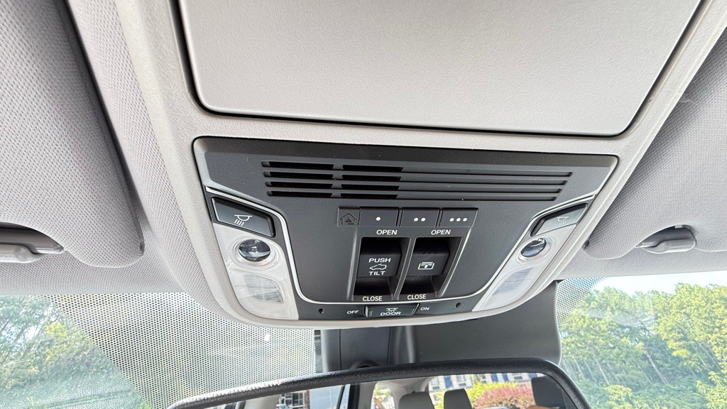 2017 Honda Pilot Image 36