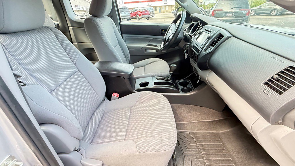 2013 Toyota Tacoma Image 9