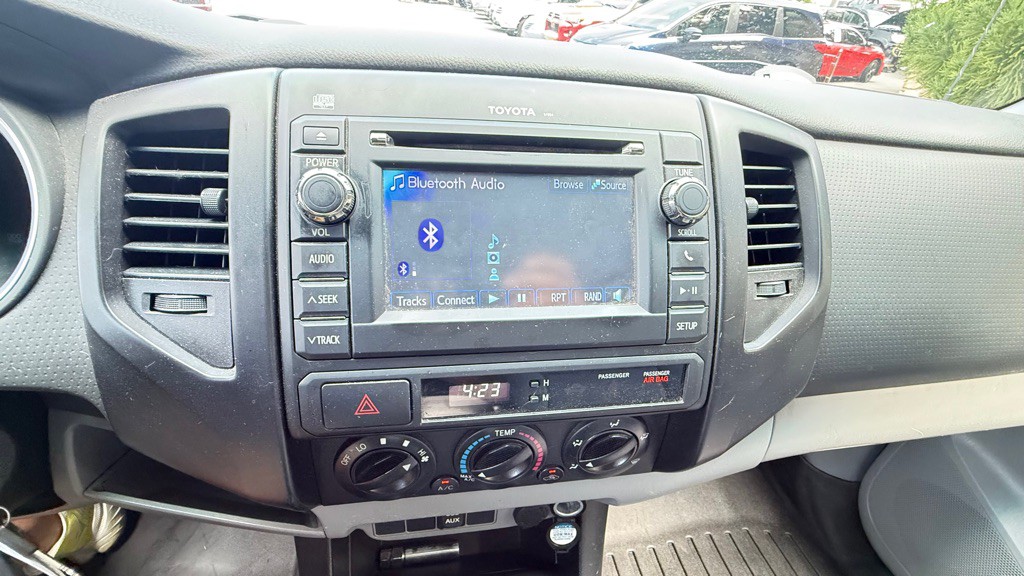 2013 Toyota Tacoma Image 15