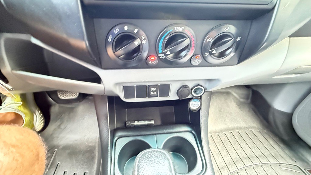 2013 Toyota Tacoma Image 17