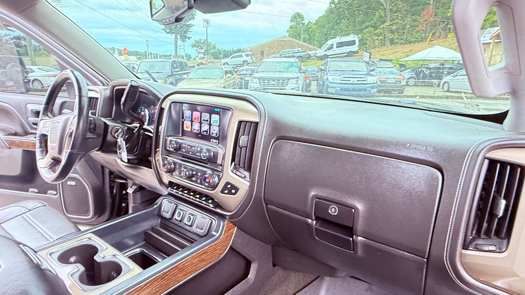 2017 GMC Sierra Image 16