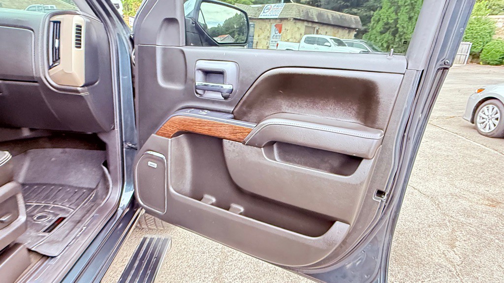 2017 GMC Sierra Image 21