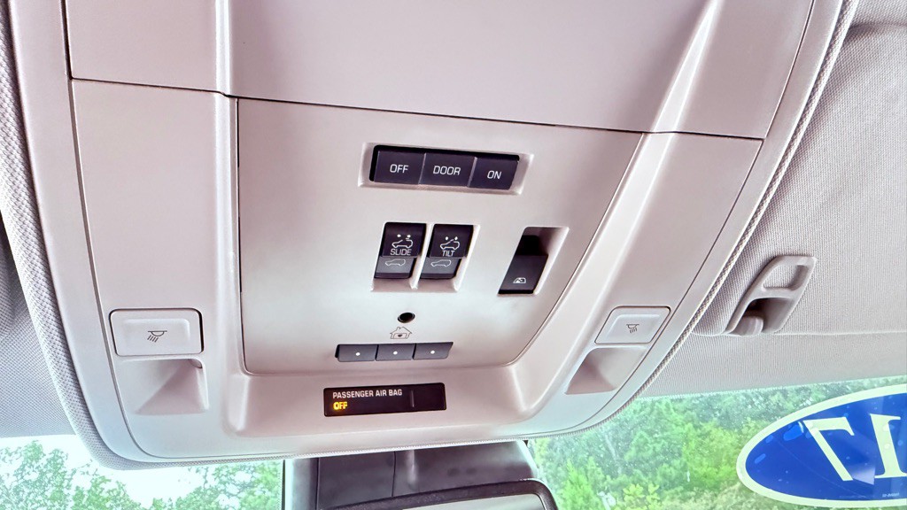 2017 GMC Sierra Image 26