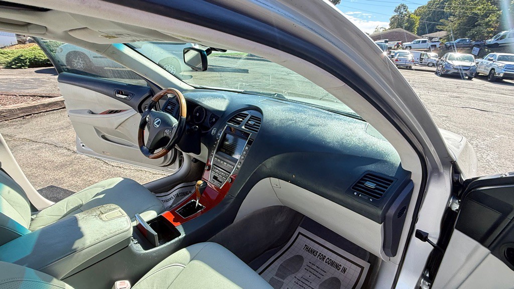 2007 Lexus ES Image 11