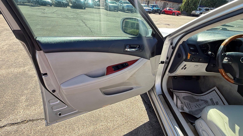 2007 Lexus ES Image 17