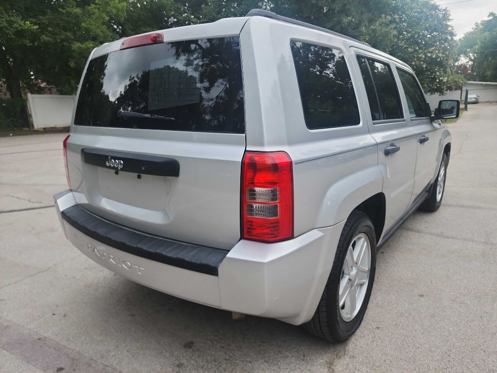 2010 Jeep Patriot Image 8