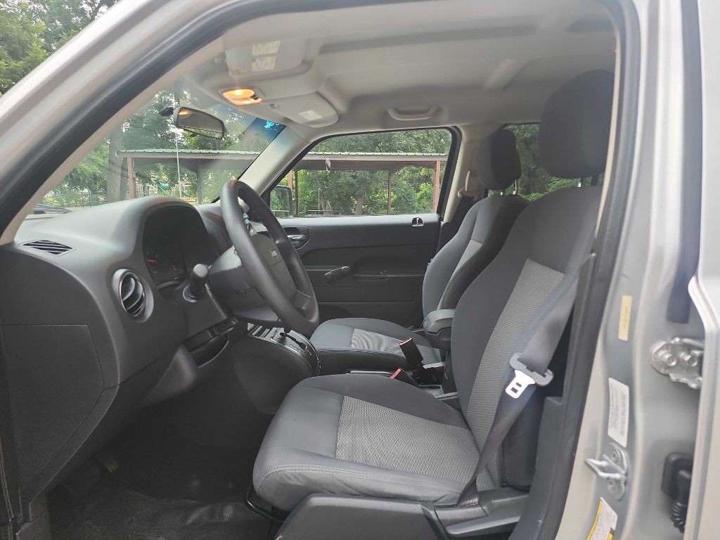 2010 Jeep Patriot Image 14