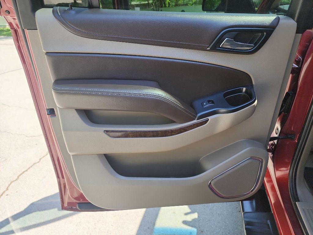 2016 Chevrolet Suburban Image 34