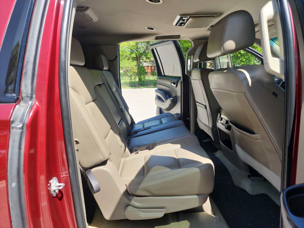 2016 Chevrolet Suburban Image 44