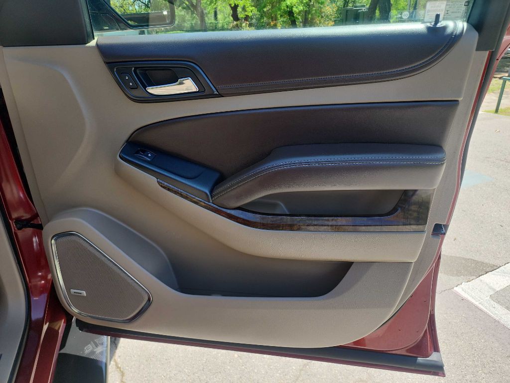 2016 Chevrolet Suburban Image 45