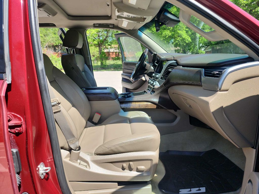 2016 Chevrolet Suburban Image 47