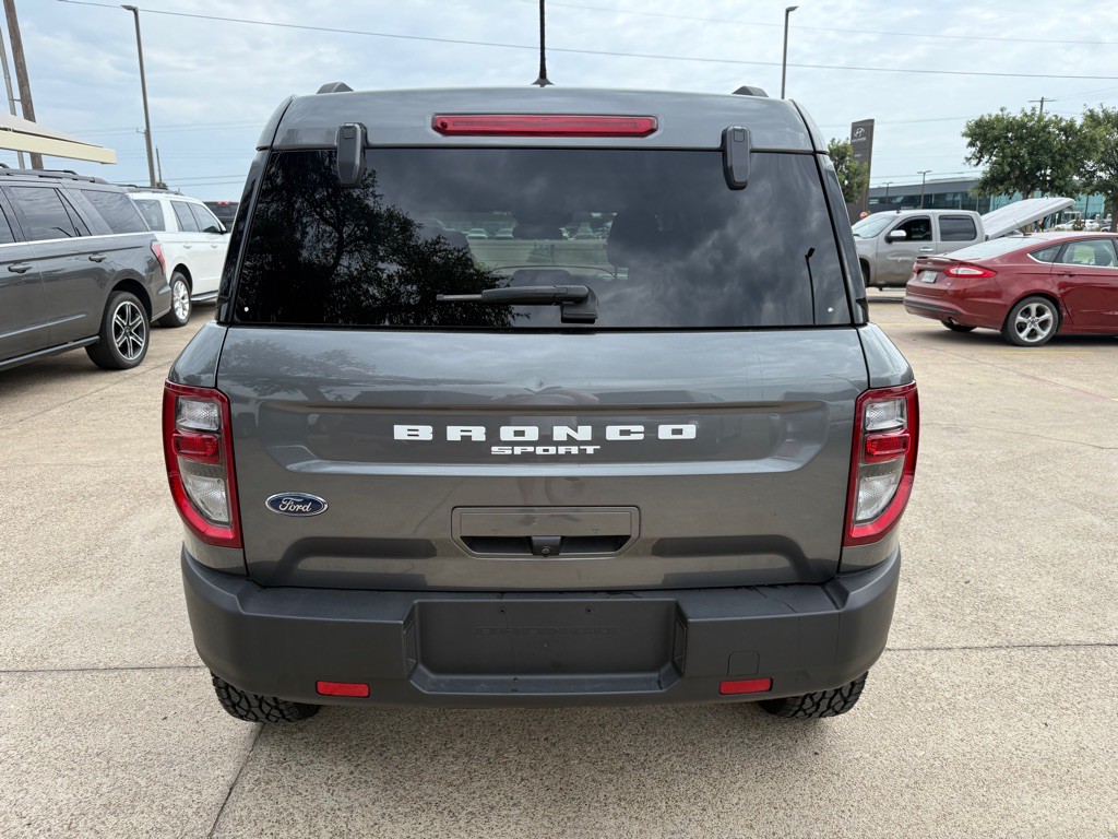 2022 Ford Bronco Image 6