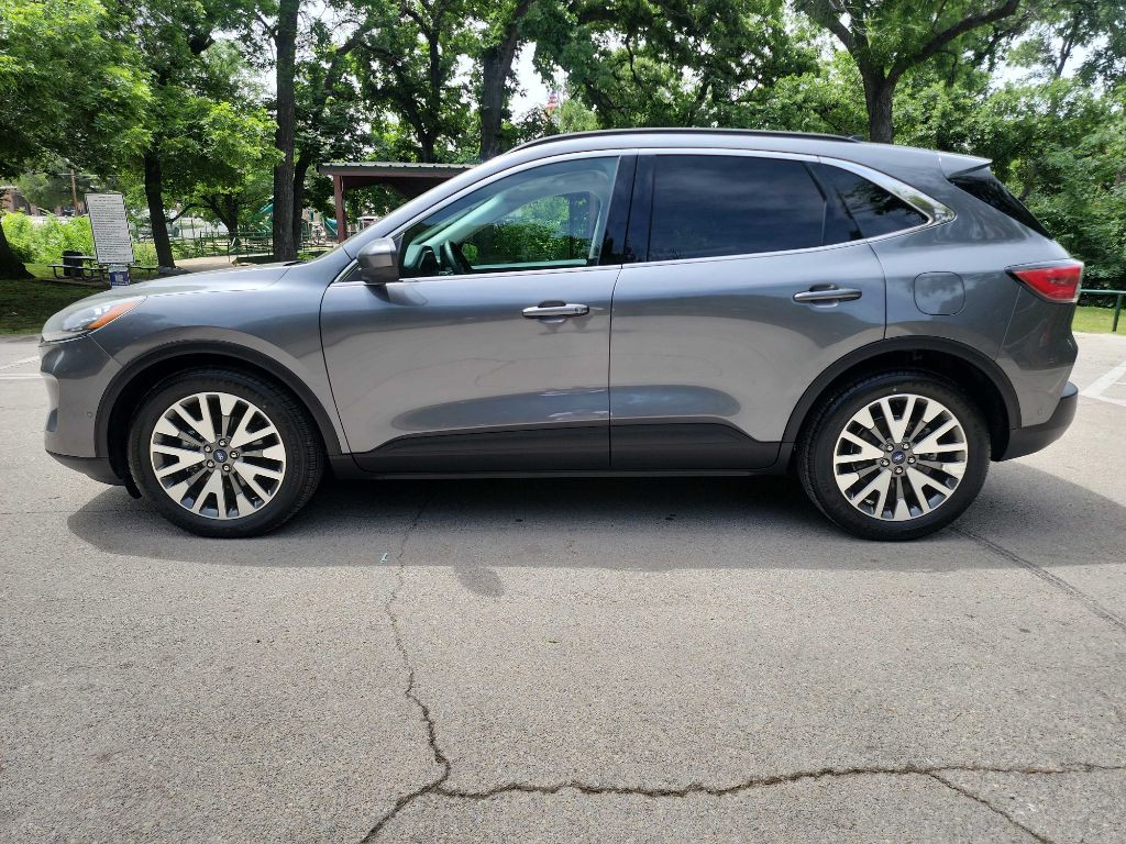 2021 Ford Escape Image 4