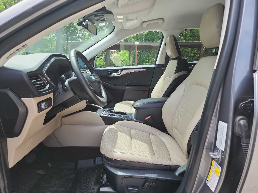 2021 Ford Escape Image 18