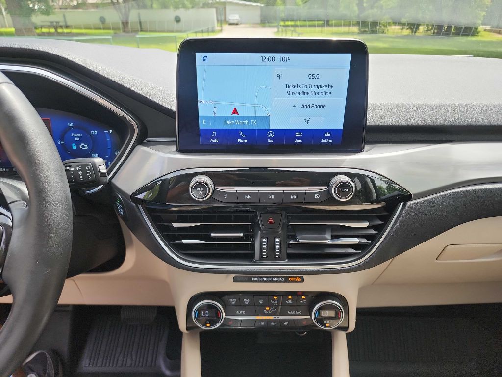 2021 Ford Escape Image 23