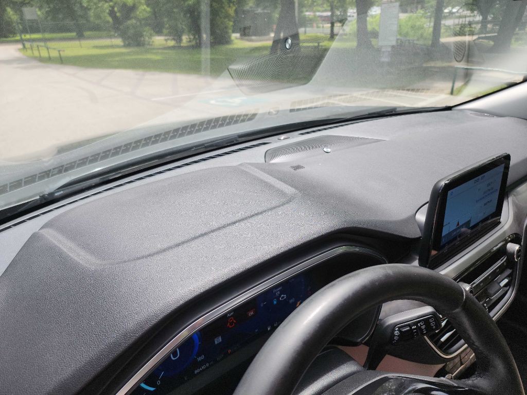 2021 Ford Escape Image 24