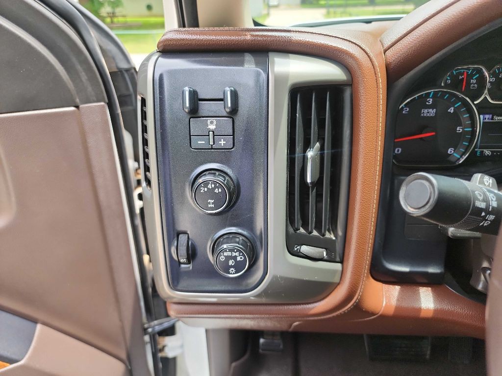 2015 Chevrolet Silverado 1500 Image 26
