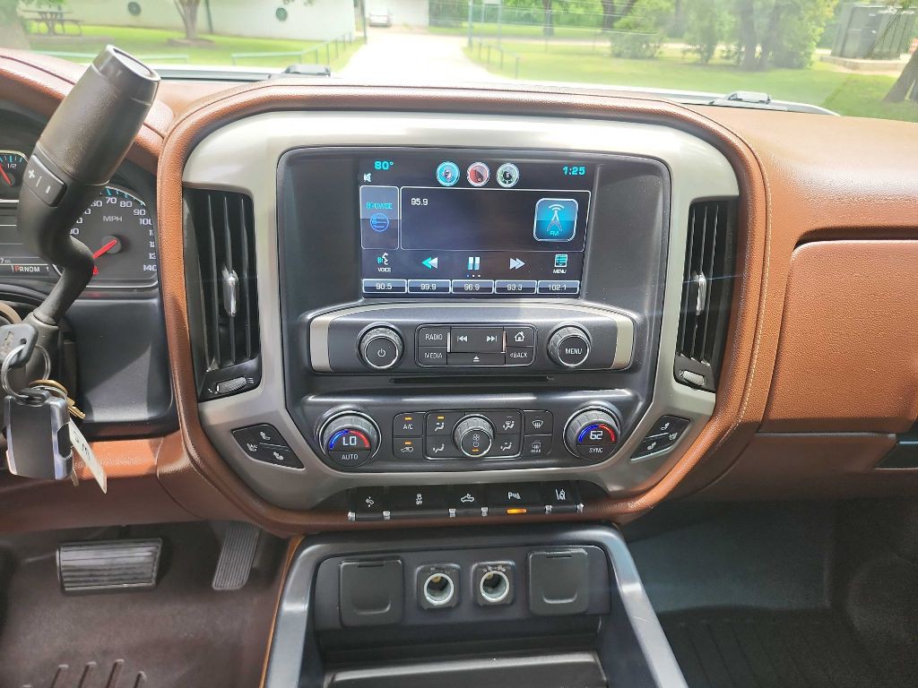 2015 Chevrolet Silverado 1500 Image 35