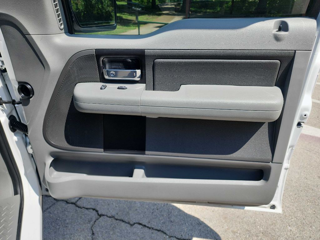 2007 Ford F-150 Image 25