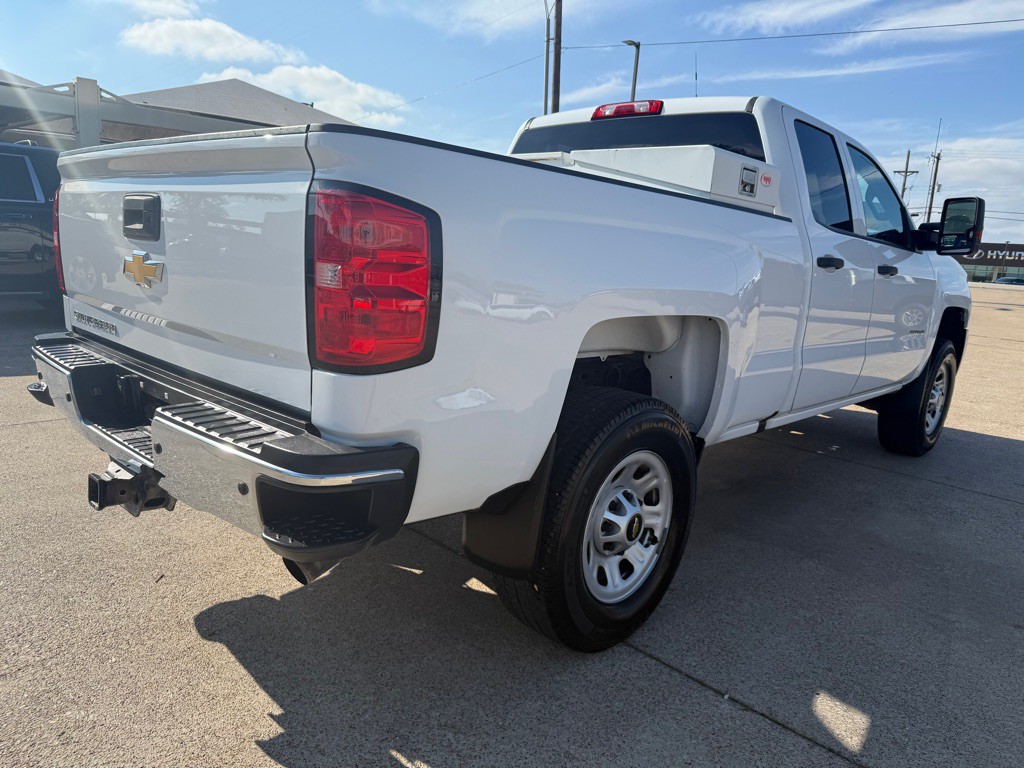 2018 Chevrolet Silverado 1500 Image 18