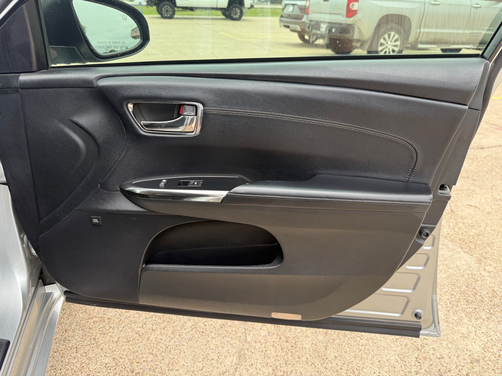 2015 Toyota Avalon Image 20