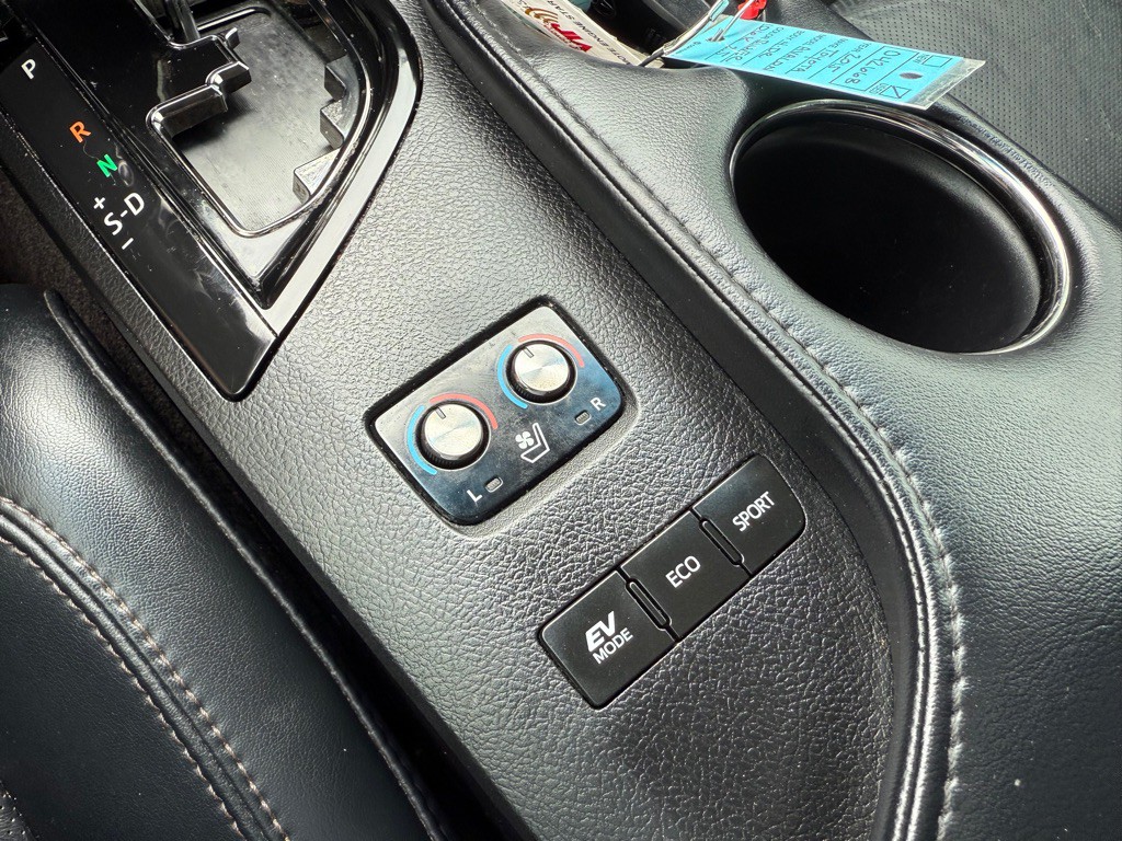 2015 Toyota Avalon Image 29