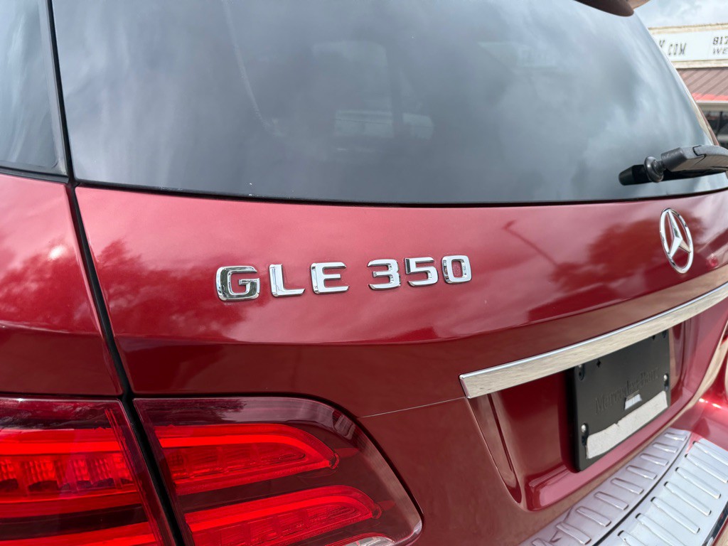2016 Mercedes-Benz GLE-Class Image 9