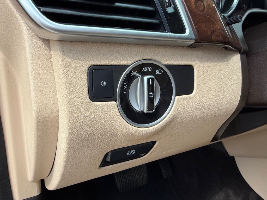 2016 Mercedes-Benz GLE-Class Image 19