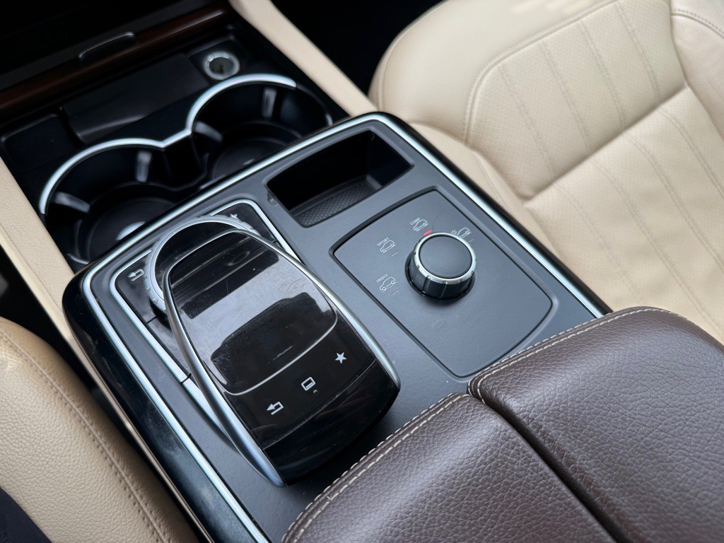 2016 Mercedes-Benz GLE-Class Image 29