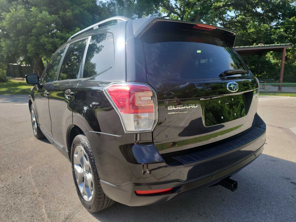 2017 Subaru Forester Image 6