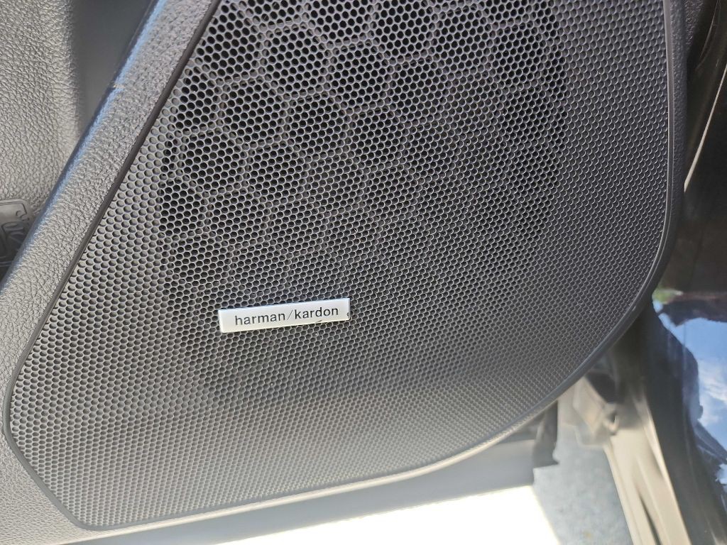 2017 Subaru Forester Image 18