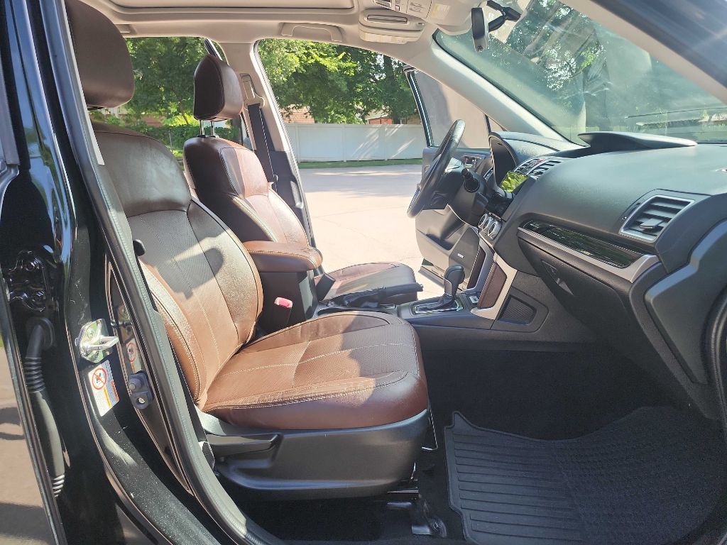 2017 Subaru Forester Image 41
