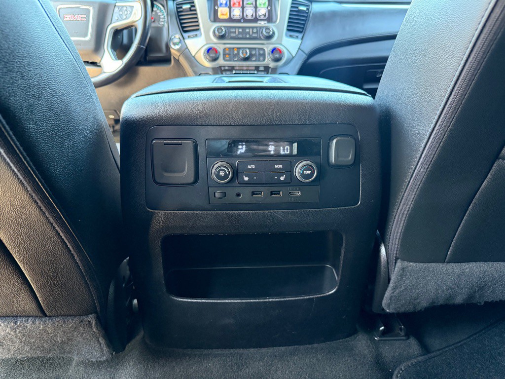 2018 GMC Yukon Image 22