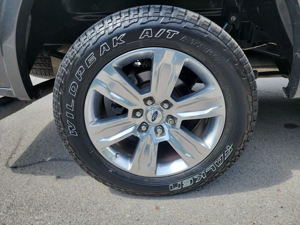 2015 Ford F-150 Image 11