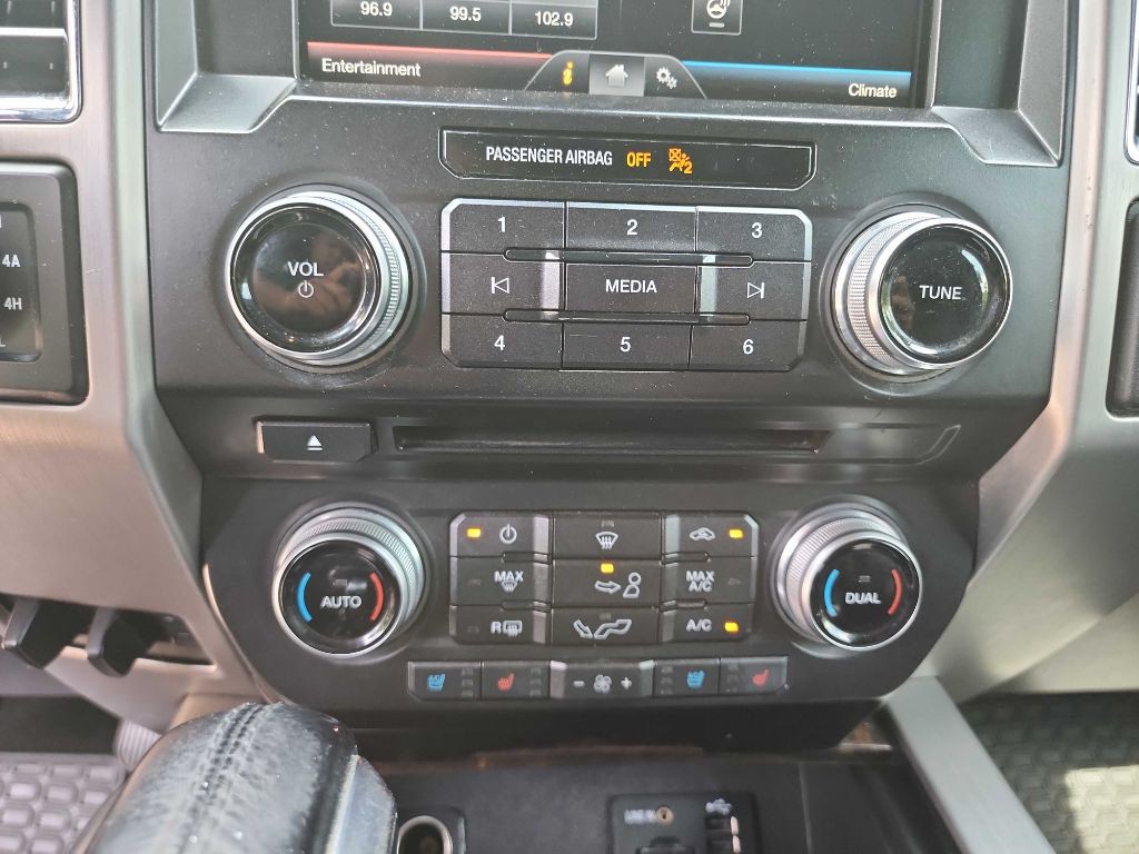 2015 Ford F-150 Image 34
