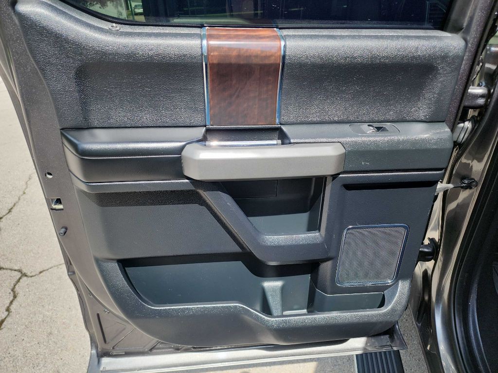 2015 Ford F-150 Image 37