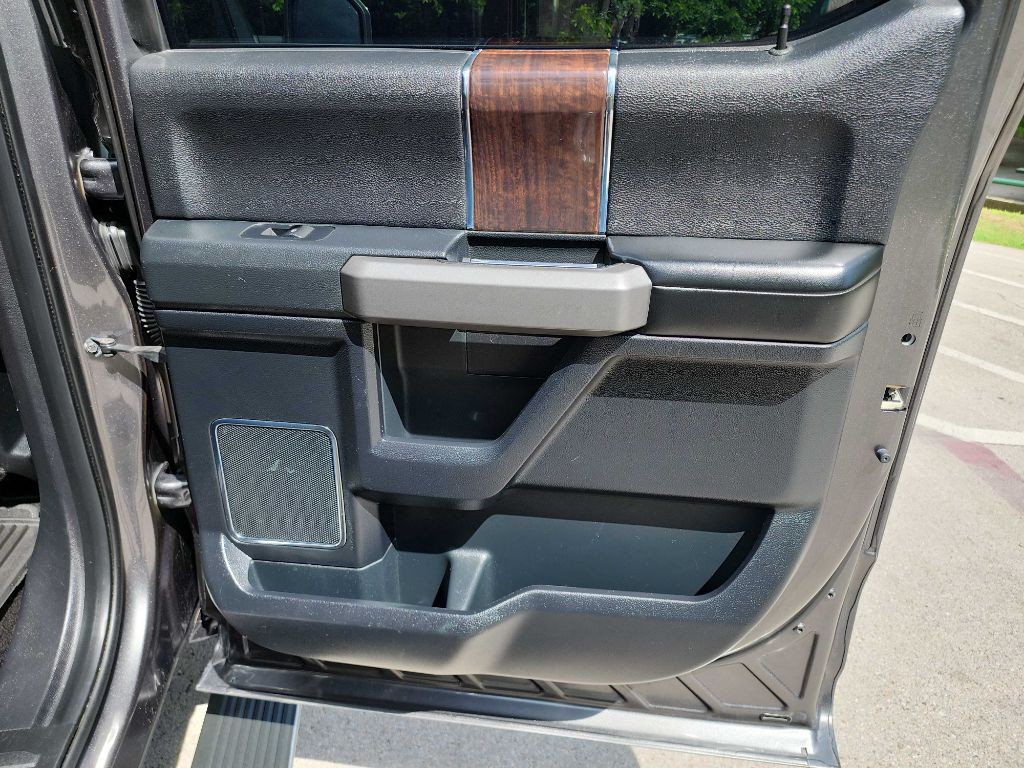 2015 Ford F-150 Image 42
