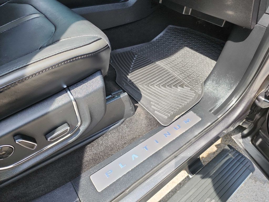 2015 Ford F-150 Image 47