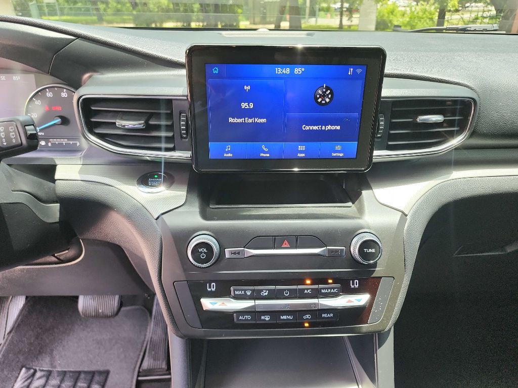 2020 Ford Explorer Image 22