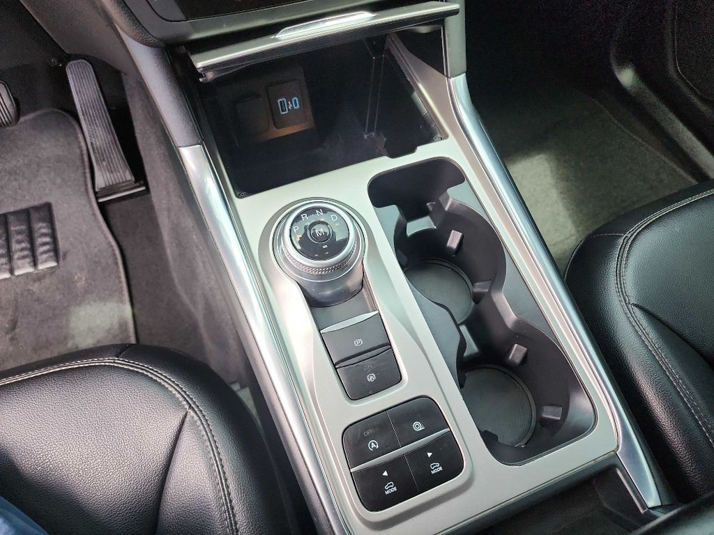 2020 Ford Explorer Image 25