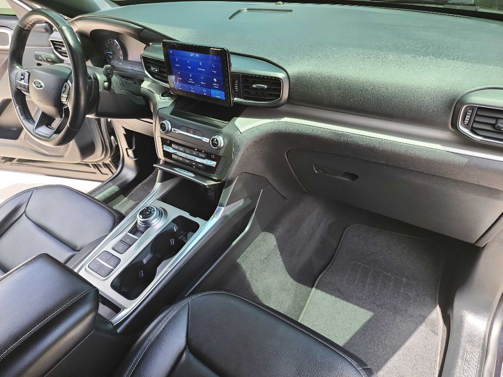 2020 Ford Explorer Image 38