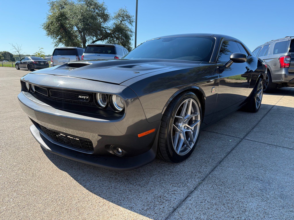 2022 Dodge Challenger Image 3