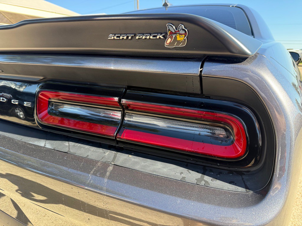 2022 Dodge Challenger Image 12