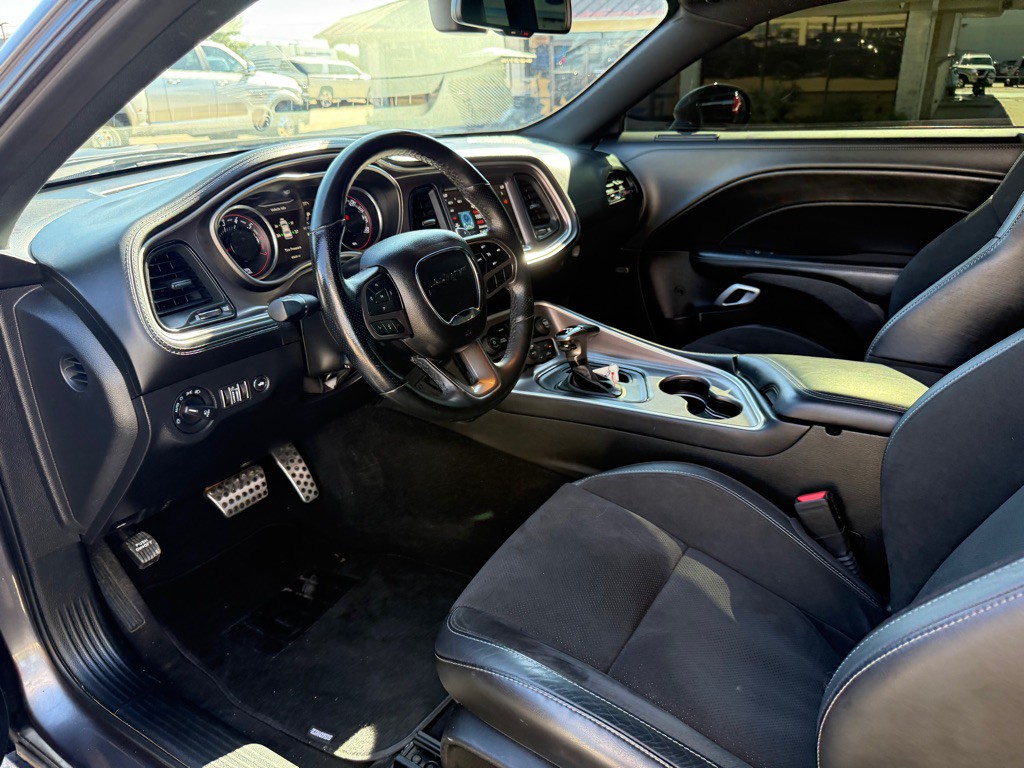 2022 Dodge Challenger Image 14