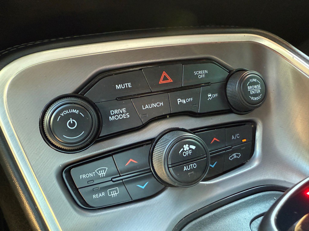 2022 Dodge Challenger Image 29